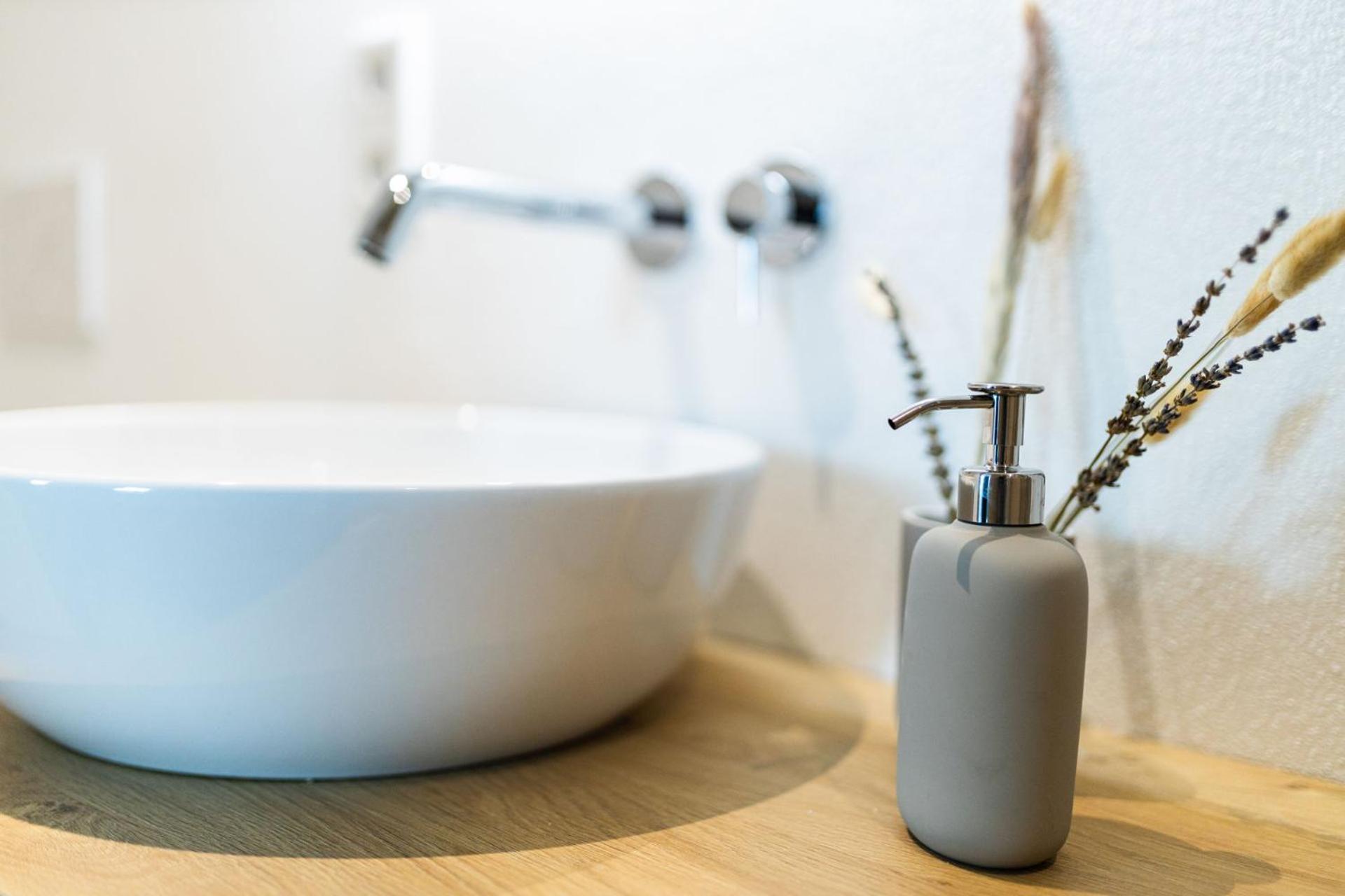 Dwellstay -